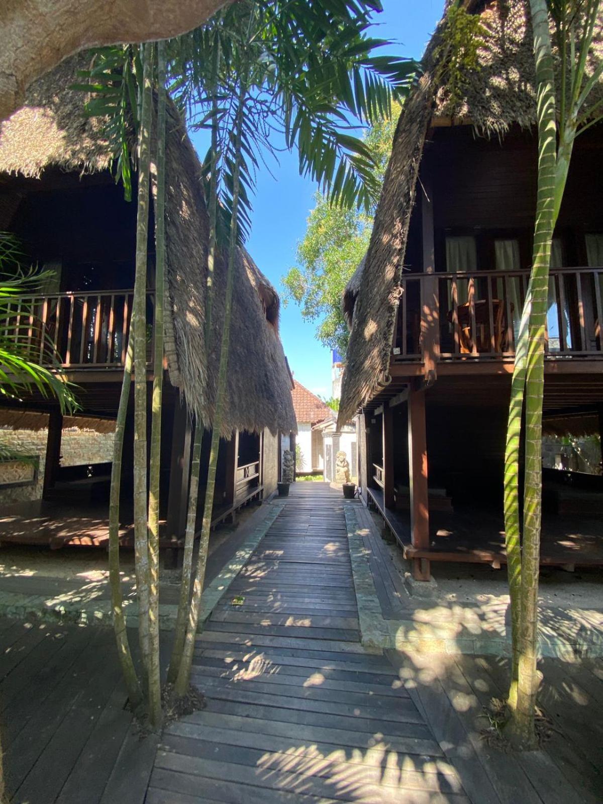 The Nichos Bungalows And Villas Lembongan Exterior foto