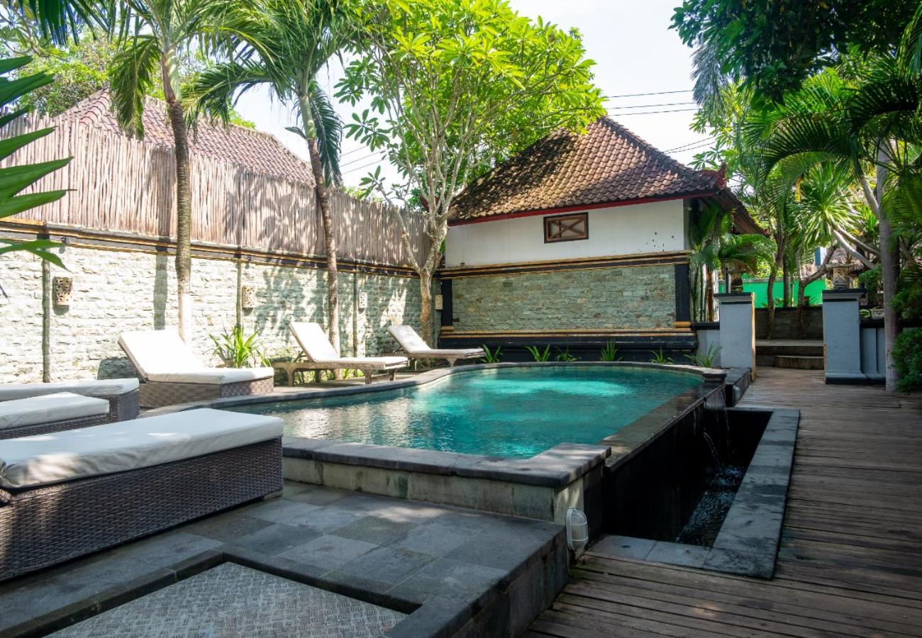 The Nichos Bungalows And Villas Lembongan Exterior foto